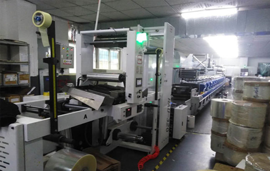 上海印刷商们批量安装町裕不停机印刷系统
